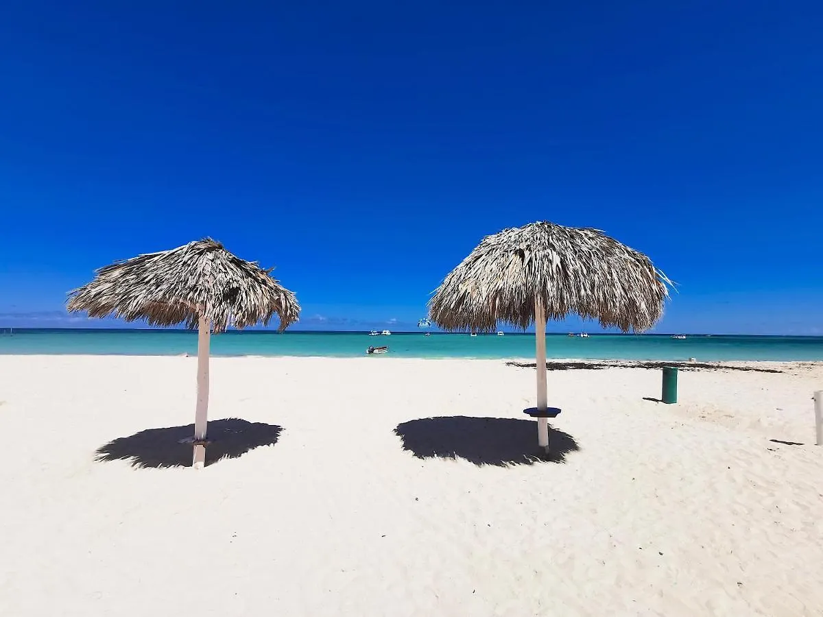 Los Corales Villa 2 Bedrooms - Swimming Pool Wifi Bbq Parking Punta Cana