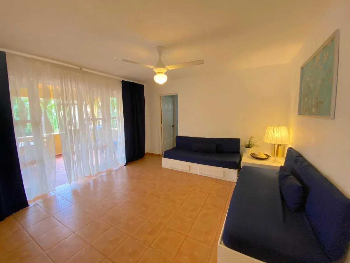 Los Corales Villa 2 Bedrooms - Swimming Pool Wifi Bbq Parking Punta Cana